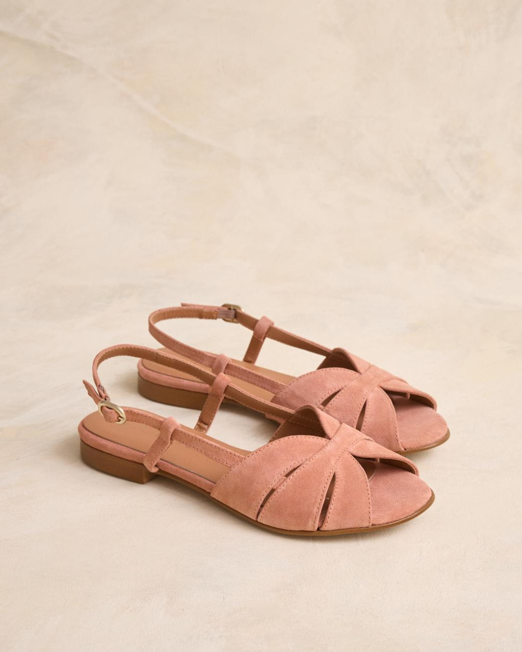 Makkia Flat Sandal